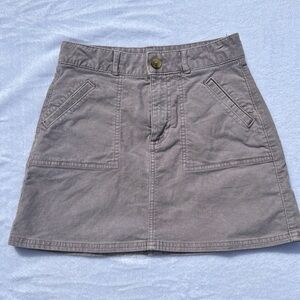 American Eagle Super Stretch skirt size 00  corduroy gray mini y2k short preppy